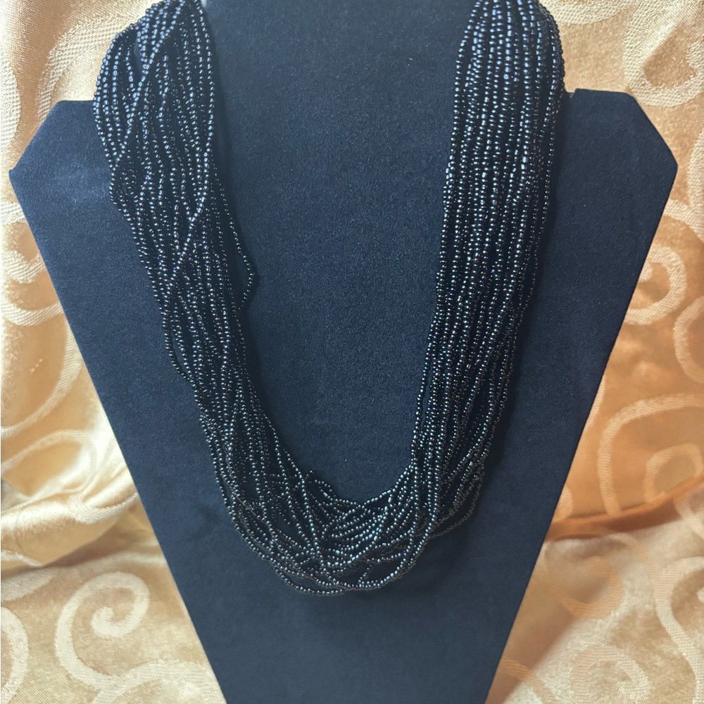 Chic Black Beaded Necklace